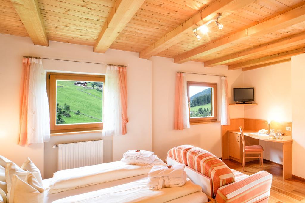 Hotel Ortler Ultimo Esterno foto