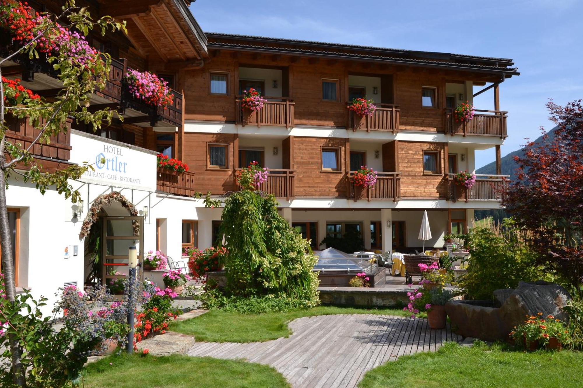 Hotel Ortler Ultimo Esterno foto