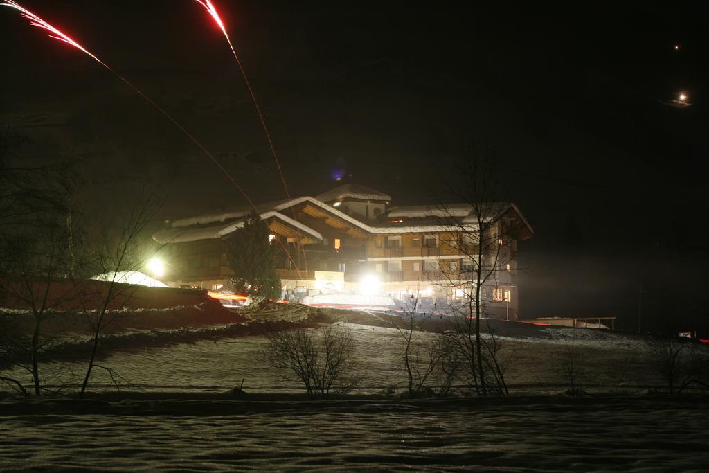 Hotel Ortler Ultimo Esterno foto